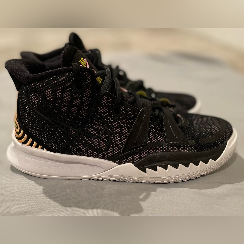 Nike Kyrie ripple effect